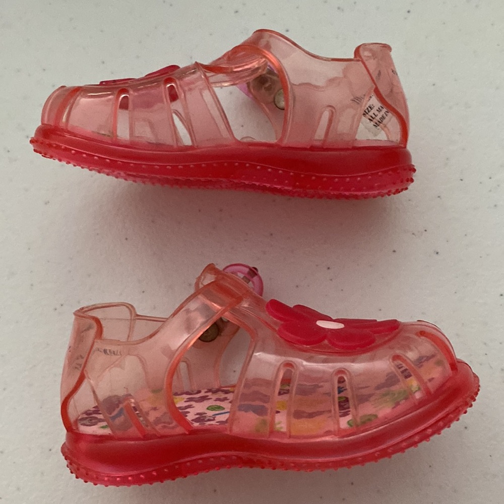 Baby girls size 1 vintage jelly shoes - Picture 3 of 4